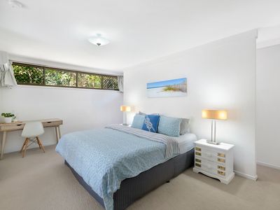 100 Dutton Street, Coolangatta