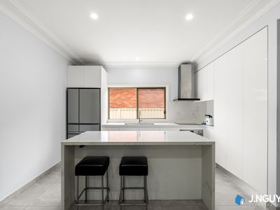 21C Buckingham Street, Canley Heights