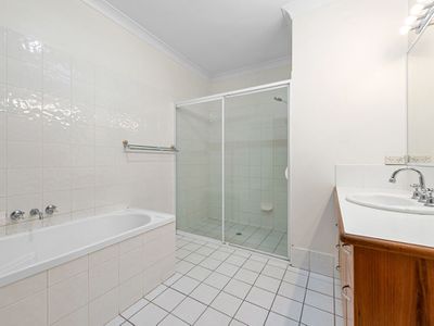 454 Rode Road, Chermside