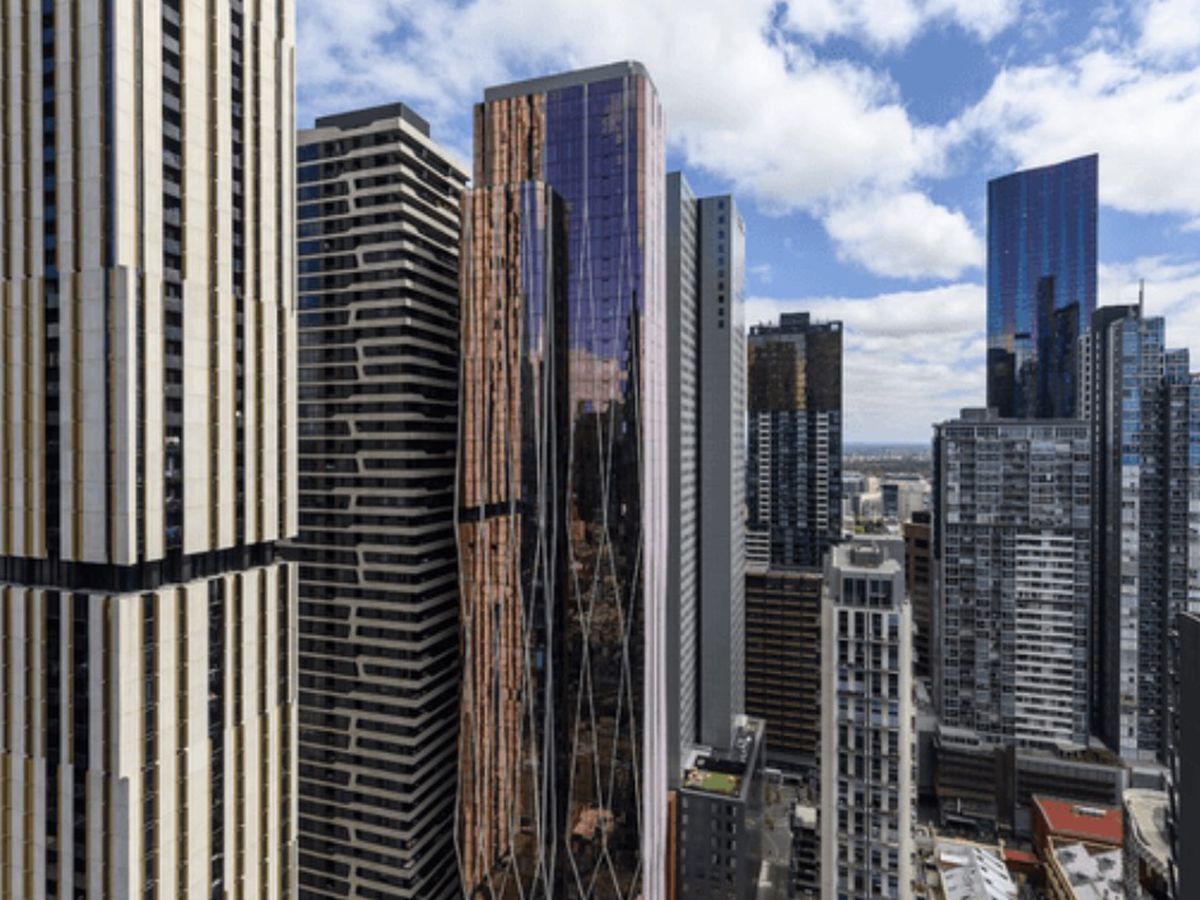 3807 / 228 La Trobe Street, Melbourne