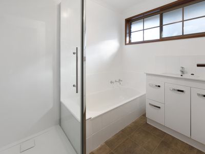2 / 26 Younger Street, Warrnambool