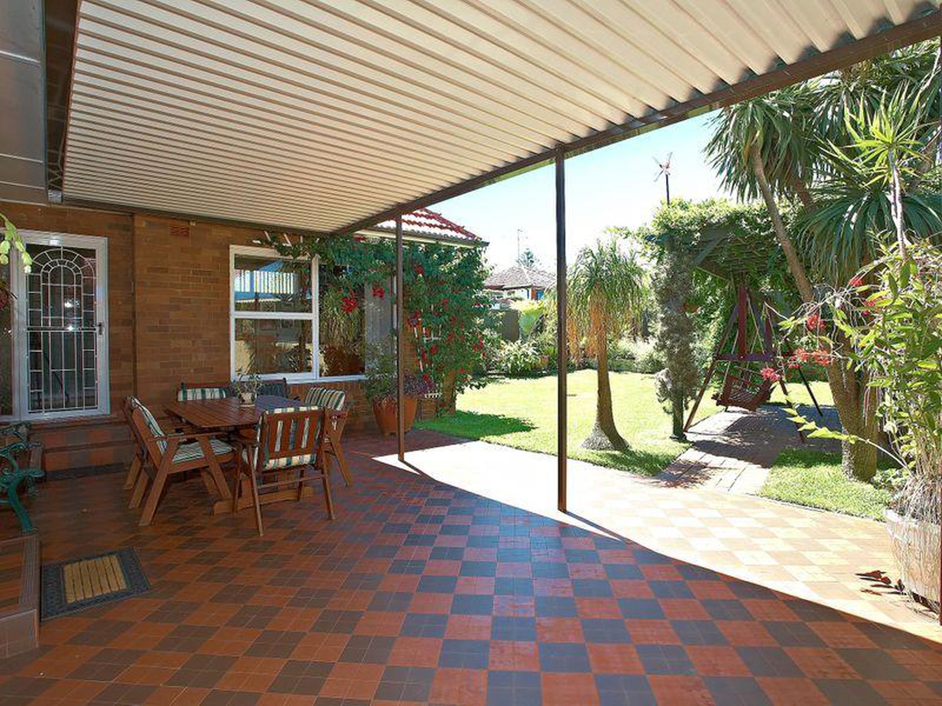54 Smith Street, Eastgardens
