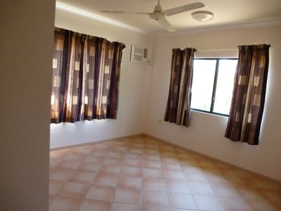 1 / 7 May Street, Cooktown