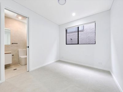37 Flying Fox Circuit, Oakville