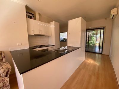 11 / 2-6 Kelly Street, Werribee