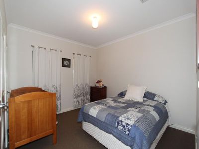 19 Gatacre Drive, Somerville