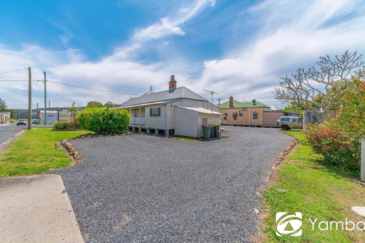 18-20 Clyde Street, Maclean