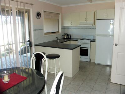 6 / 13-15 Lakeside Drive, Eden