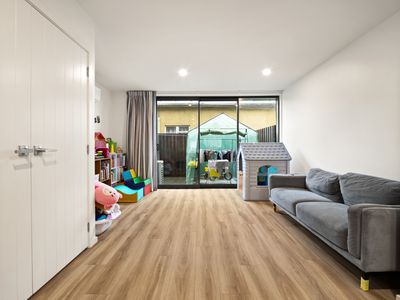 4 Dallas Lane, Caversham
