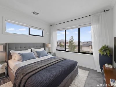 5 Meyer Crescent, Clyde North