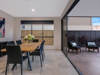 22 Dell Street, Rochedale