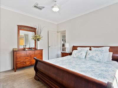 39 Moojebing Street, Bayswater