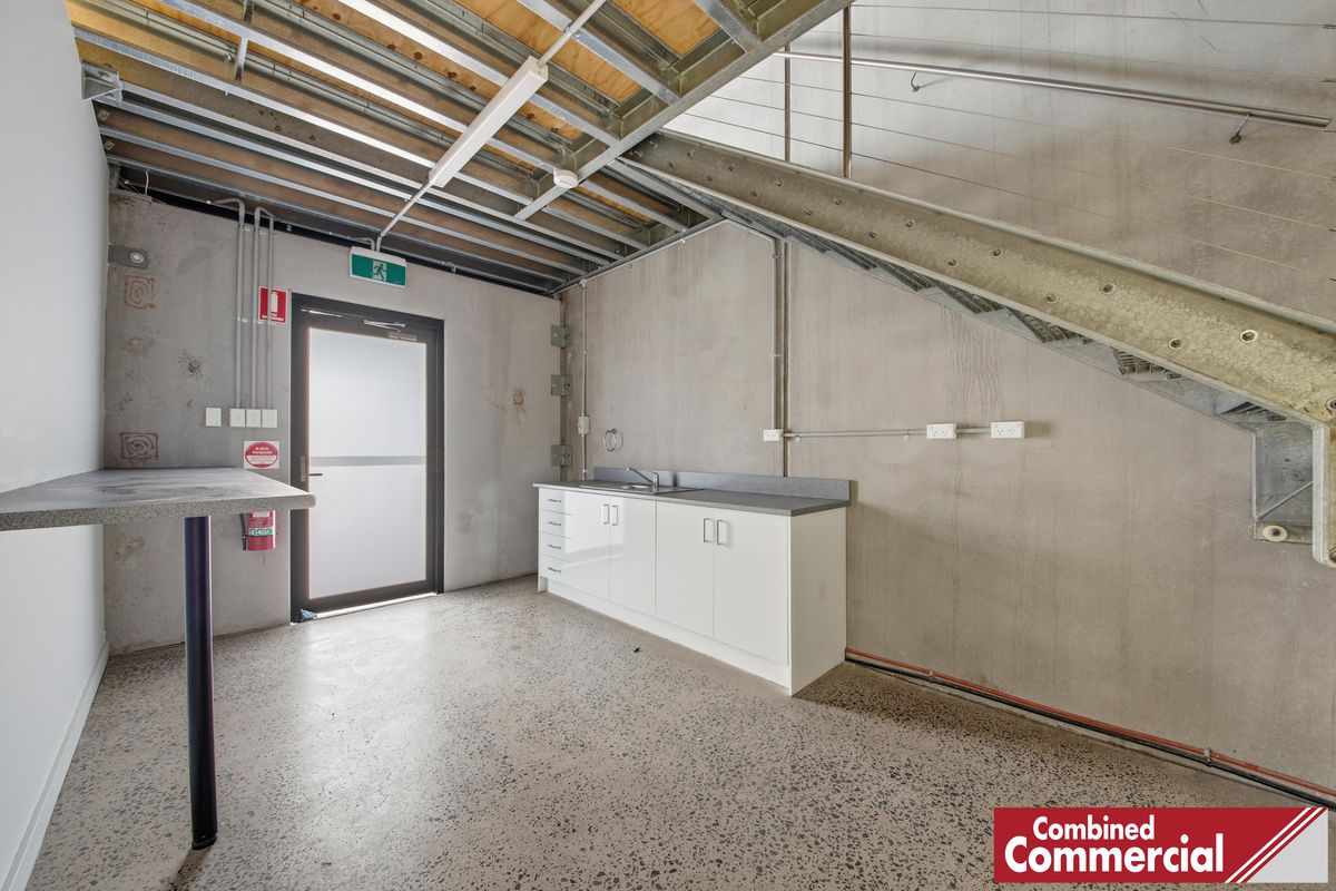 10 / 7 Waynote Place, Unanderra