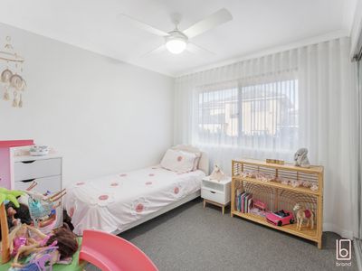 4 Freesia Way, Hamlyn Terrace