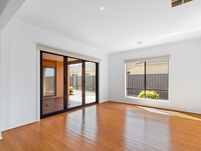 14 Thornley Court, Sale