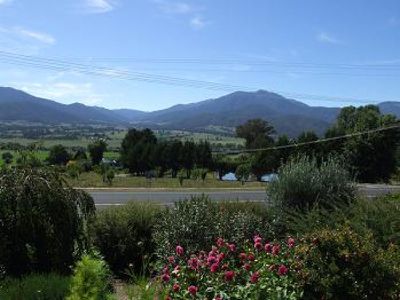 5 Kiewa Valley Highway , Tawonga South