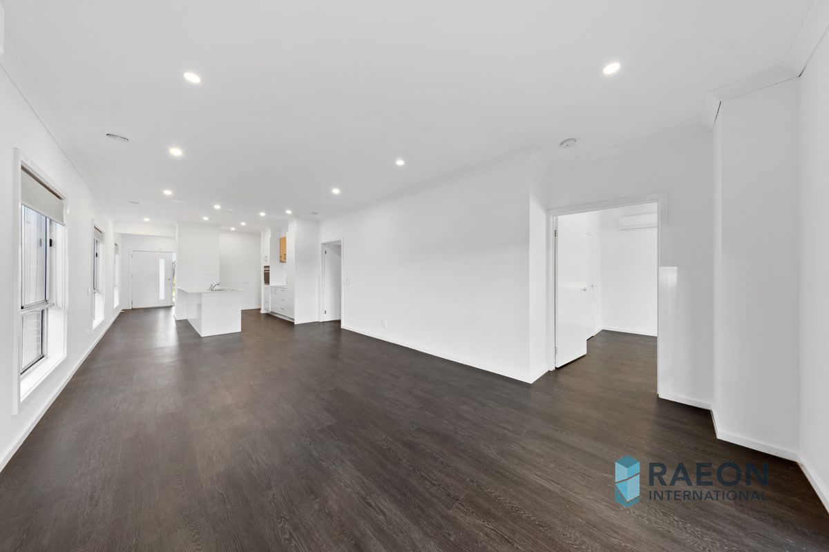 11 Course Street, Mambourin