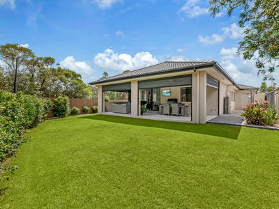 74 Ningaloo Drive, Pimpama