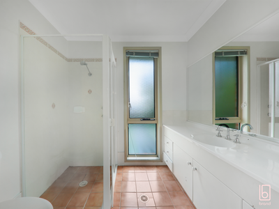 10 Miller Crescent, Blue Haven