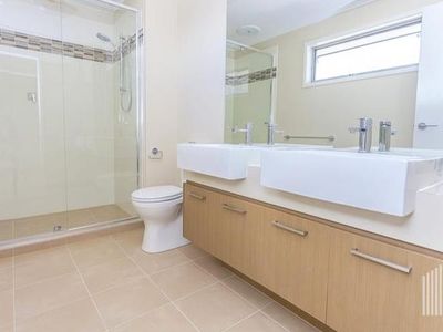 114 Moor Park Drive, Craigieburn