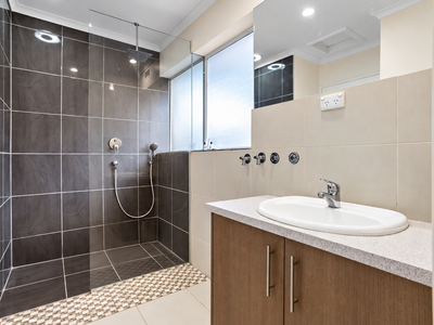 5 / 187 Charles Street, Seddon