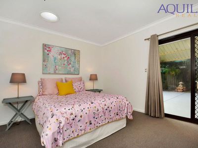 27 Abbott Way, Swan View