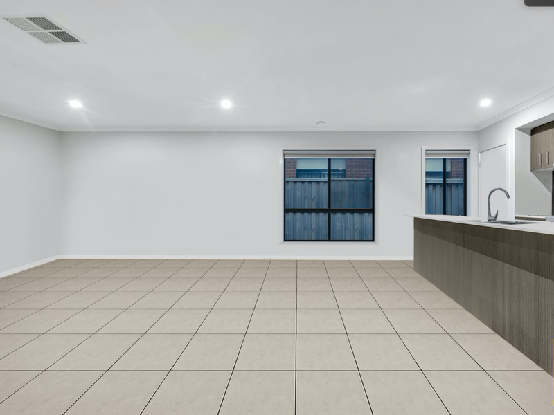 14 Riland Boulevard, Tarneit