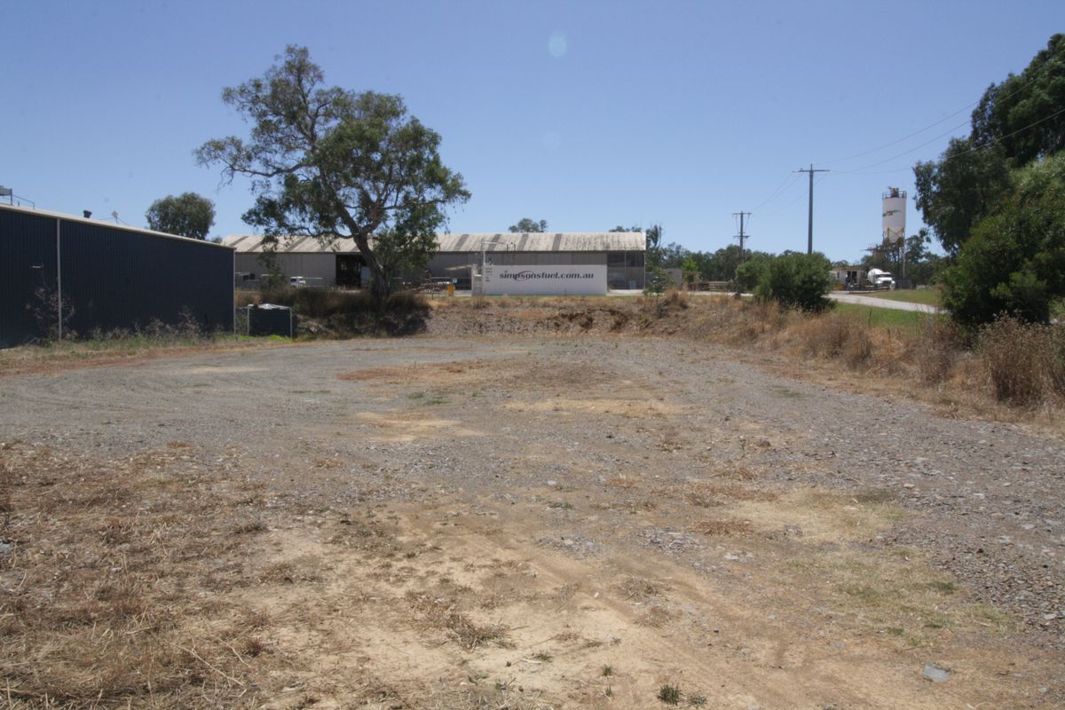 271 Dead Horse Lane, Mansfield