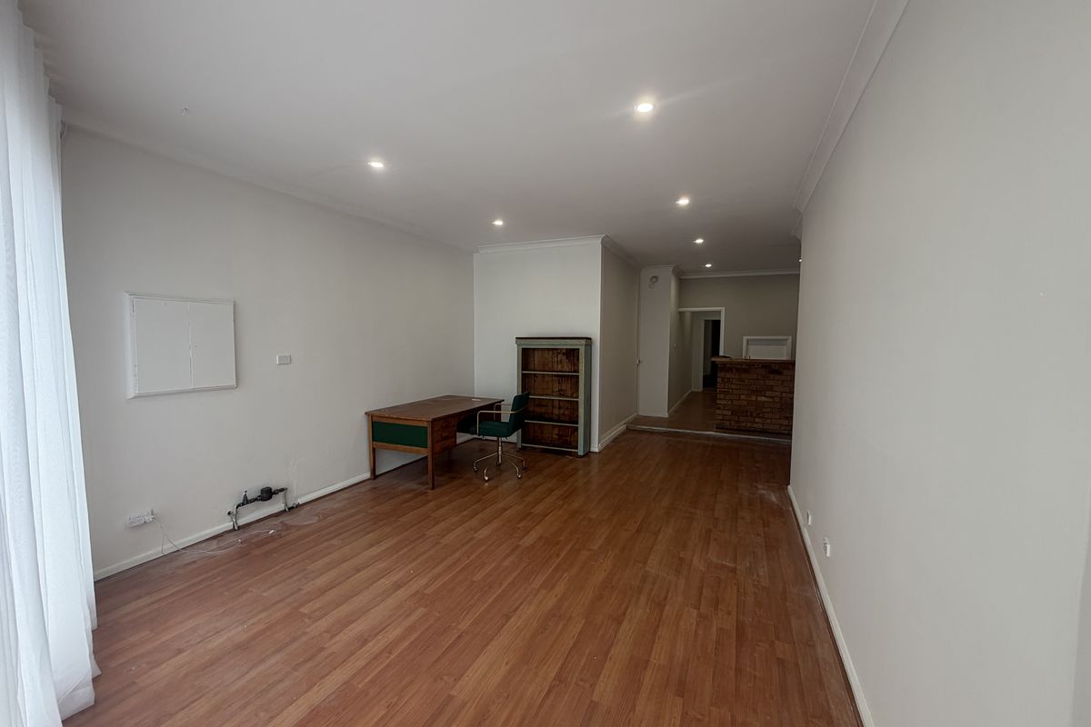 Ground Floor Shop / 8 Park Lane, Caringbah
