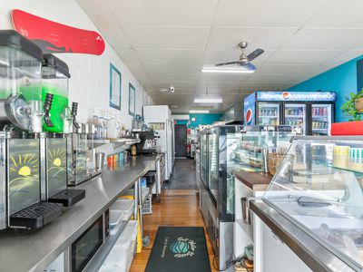 Salt Water Breeze Cafe & Takeaway
