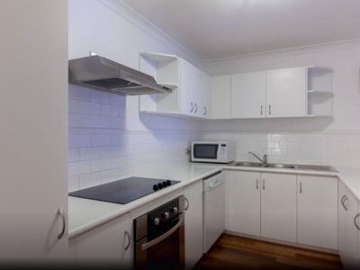 2 / 52 fitzgerald St, Northbridge