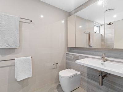 304 / 7 Lynn Avenue, Point Frederick