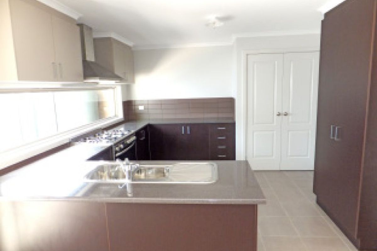 5 / 6 Tweddle Street, Kyabram