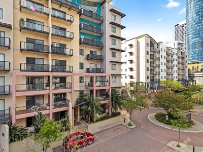 18 / 116 Mounts Bay Road, Perth