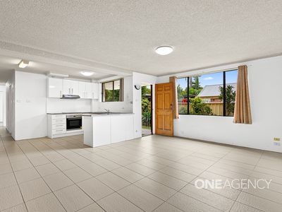 2 / 23 Montague Street, Fairy Meadow