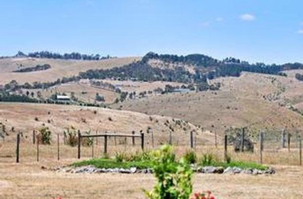 8 The Dress Circle, Oaklands Junction