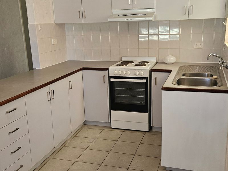 K8/125 Herdsman Parade, Wembley