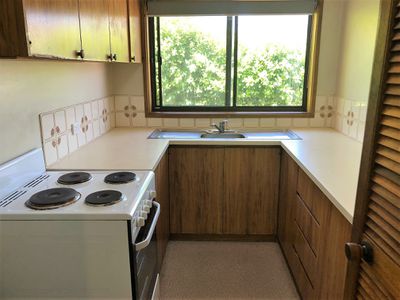2 / 13 Matilda Court, Belmont
