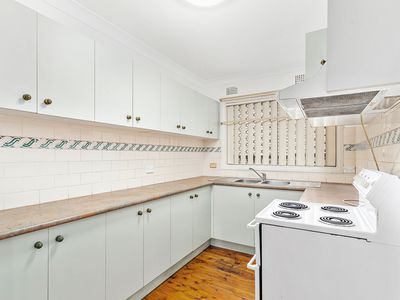 1 / 23 First Avenue, Warrawong