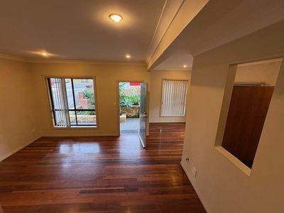 1 / 66 Rowland Avenue, Wollongong