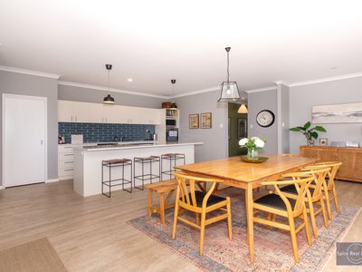 175 Peace Street, Shadforth