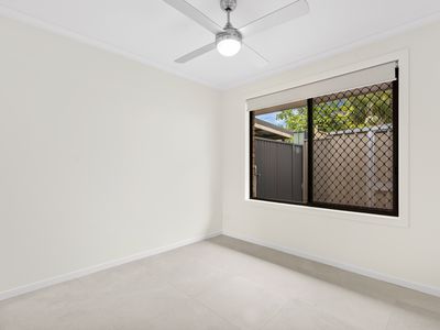 2 / 37 Government Road, Labrador