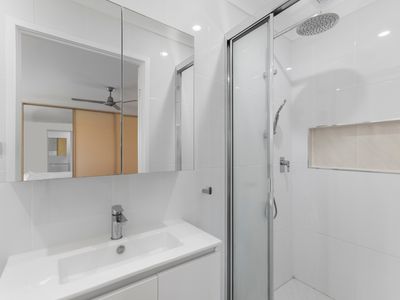 18 Allamanda Crescent, Annandale