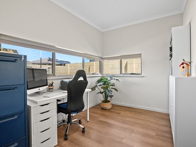 43 Holloways Ridge, Secret Harbour
