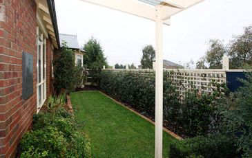 2 Hyland Court, Berwick