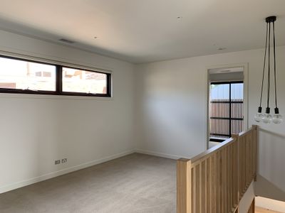2 / 318 Cotham Road, Kew
