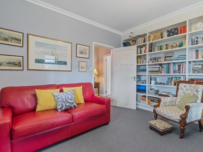 20 Woodbridge Hill Road, Woodbridge