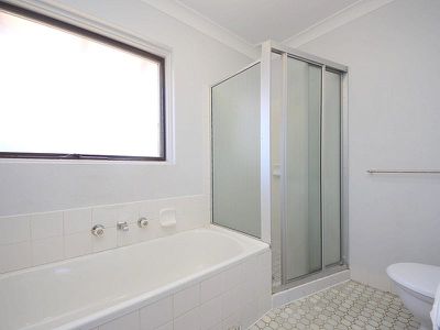 8 / 75 Chiswick Road, Greenacre