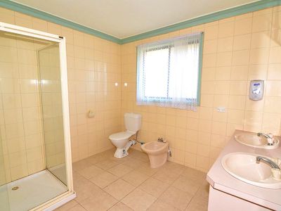3 Laura Grove, Avondale Heights