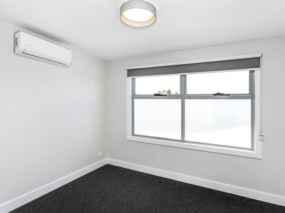 4 / 7 Garnet Street, Essendon West